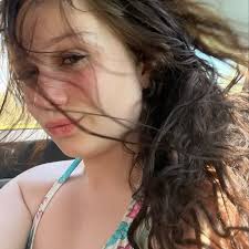 BEE (@itsbeenotbea) • Instagram photos and videos