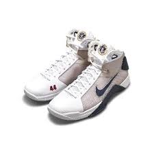 Nike corporation mengalokasikan dana investasi sebesar 9 juta usd sejak tahun lalu. Tren Sneaker Industri Sepatu Diprediksi Tumbuh 5 Persen Bisnis Tempo Co