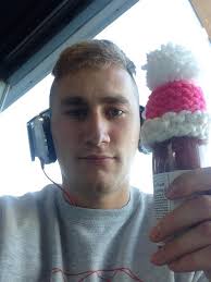 Chris Strahan (@Strahanie1989)