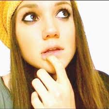 Amelia Than-Aye (@AmeliaCAye_)