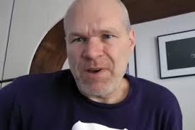 🚶 Бенджамин Форкнер