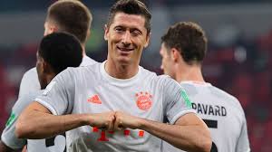 Direkt nach dem ligaspiel in berlin geht's mit dem flieger in den golfstaat. 6crwypvkwfva9m