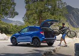 Visit honda north in danvers #ma serving lynn, burlington and lawrence #3czru6h14mm726629 2022 Honda Hr V The Crossover Suv Honda