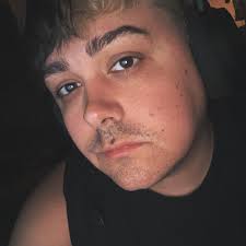 A new craft boutique is opening in East Memphis to cater to stitching  enthusiasts.