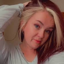 Haley Goins's Instagram, Twitter & Facebook