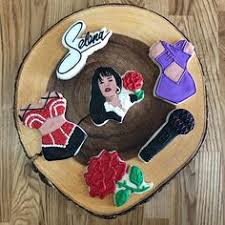 Called the queen of tejano music, her contributions to music and fashion made her. 260 Selena Forever Ideas Selena Quintanilla Selena Selena Quintanilla Perez