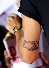 Tumblr Mrtcn7cjup1rxs3bpo1 500 Jpg 500 692 Hand Tattoos Harry Styles Tattoos Tattoos