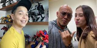 Banyak netizen yang menanyakan kapan sang bintang akan memberikan penjelasan. Ernest Prakasa Ajak Netizen Bersimpati Atas Kasus Video Adhisty Zara Deddy Corbuzier Klarifikasilah Kapanlagi Com