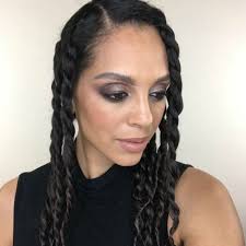 Before beginning to twist, damp hair was prepped with softening and detangling oil and allowed to air dry about 90%. The Two Strand Twist Tutorial You Need To See Naturallycurly Com