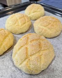 Melonpan Made By Https Www Instagram Com P B8gipifgrms Using The Hand Kneading Method Beautiful Work Https Cookingwith Melon Bread Recipes Food