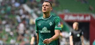 Kane not travelling with tottenham squad, odegaard to arsenal 'done' and ramsdale close, lukaku's chelsea shirt number revealed, salah contract update, ronaldo statement on future Fv8g Gwil8dhbm