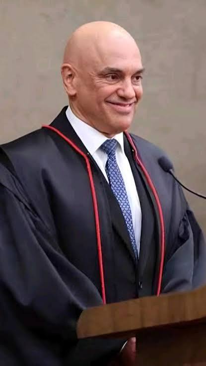 wallpaper #brasil #celebridade | Ministro alexandre de morais, Alexandre de morais engraçado, Alexandre de moraes