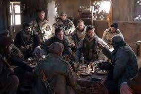 A fegyvertelen katona (12e) a fegyvertelen katona eredeti a fegyvertelen katona 2016 teljes film online magyarul desmond doss a második világháború egyik legvéresebb csatájában. 12 Katona 2018 Amerikai Akcio Film Filmrakat Hu