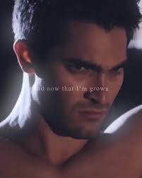 Derek Vandergriff's Instagram, Twitter & Facebook