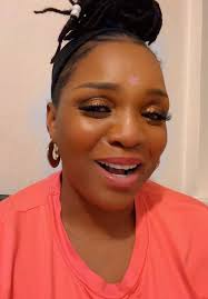 Bongiwe Indlovukazi 🇿🇦🇩🇪 (@bongiweindlovukazi) - Emathuneni Challenge: Exploring Unique Taxi Culture