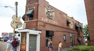 Its 2019 estimated population was 651,073. Memphis Visit The Usa