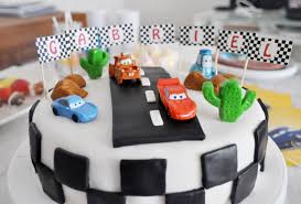 Organisez un premier anniversaire garçon facilement avec ce kit anniversaire garçon 1 an. Comment Preparer Un Gateau D Anniversaire Cars Facile