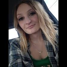 Olivia Kyle's Instagram, Twitter & Facebook