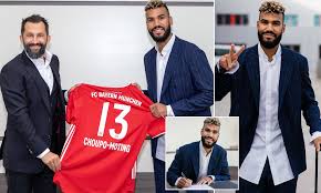 He will extend his contract until 2023 (!). Bayern Munich Sign Eric Maxim Choupo Moting On One Year Deal Daily Mail Online