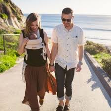 Designed for ultimate comfort and convenience, the ergobaby 360 provides the freedom to take on everyday tasks and life's big adventures, from a trip to the grocery store to a trip around the world. Ergobaby 360 All Positions Baby Carrier Bundle Of Joy Best Price Free Shipping