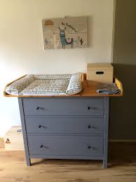 Diy Wickelaufsatz Ikea Hemnes Kommode Wickelaufsatz Ikea Hemnes Wickelaufsatz Wickelkommode