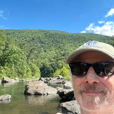 What are some good bakeries in Staunton VA for a custom birthday cake?