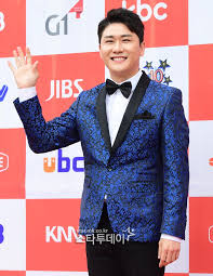 먼저 '인턴' 황윤성이 처음 도전치고 양호한 성적을 냈다. ë¯¸ìŠ¤í„°íŠ¸ë¡¯ ì˜íƒ ì‚¬ìž¬ê¸° ì˜í˜¹ í„°ì¡Œë‹¤ ì†Œì†ì‚¬ ë¬µë¬µë¶€ë‹µ ìŠ¤íƒ€íˆ¬ë°ì´