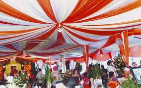 Dengan adanya emper mobil pada bagian depan rumah, tentunya konstruksi tersebut dapat dimanfaatkan untuk parkiran kendaraan atau benda lain. Tempat Sewa Tenda Di Sudimoro Pacitan Untuk Pesta Pernikahan Hajatan Dan Event Lainnya