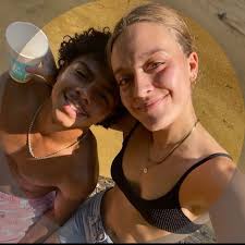 Amelie Clark (@_amelieclark) • Instagram photos and videos