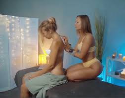 TW Pornstars - ASMR Massage FUN 🎧. Twitter. Heh 😈 Only on our Patreon, in  early access very relaxing. 3:54 PM - 4 Sep 2022