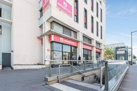 Il est parfois difficile de se décider sur le logement parfait pour ses prochaines vacances. Appart City Lyon Gerland Appart Hotel Trocotel Revendez Votre Reservation D Hotel Sur Trocotel