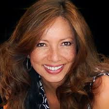 Mimi Ko's Instagram, Twitter & Facebook