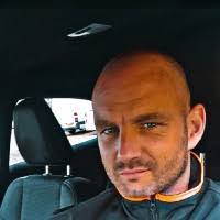 Daniel Fielden's Instagram, Twitter & Facebook