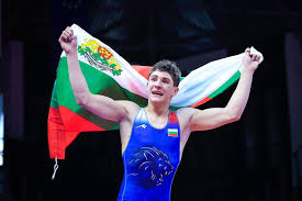 🥇 КРЪВТА ВОДА НЕ СТАВА! 🇧🇬 ГЕОРГИ МЪРКОВ–МЛАДШИ – ЕВРОПЕЙСКИ ШАМПИОН!  Българската борба отново има своя нов герой! При кадетите в класическия  стил, на Европейското първенство в Самоков, златен медал спечели Георги
