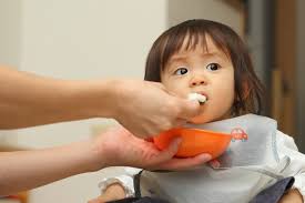 Pertumbuhan gigi pada bayi dimulai dari gigi seri bawah, dan yang terakhir biasanya gigi geraham besarnya. Macam Macam Jenis Makanan Bayi 10 Bulan Alodokter