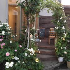 La Rose Blanche （ombrage）