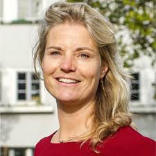 Gezocht: nieuwe baan Na ons Caribische avontuur keren mijn gezin en ik…