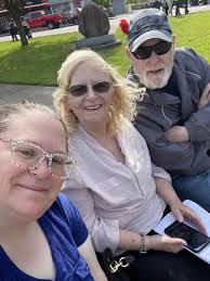 Greg Grandits's Instagram, Twitter & Facebook