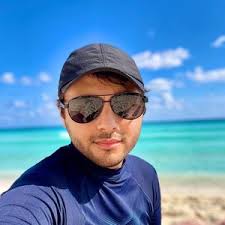 Abraham Rubio (@abrahamantic)