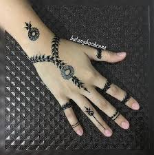 Di indonesia tanaman henna sering disebut pacar kuku (id.wikipedia.com). 100 Gambar Henna Tangan Simple Dan Mudah Wild Country Fine Arts