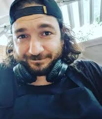 Contact, consultanta, evenimente & cooking shows: Chef Florin Dumitrescu A Luat O Decizie RadicalÄƒ AnunÈ›ul Tocmai A Fost FÄƒcut Vedete Libertatea Pentru Femei Chef Florin Dumitrescu A AnunÈ›at CÄƒ Nu Se Mai Tunde