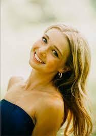 Bridget Graber's Instagram, Twitter & Facebook