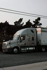 How To Become An Independent Truck Driver - Booker Trans