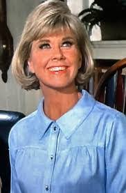 Paula Day's Instagram, Twitter & Facebook