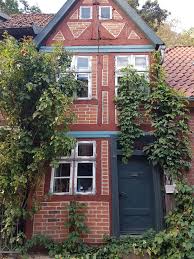 Und das zu recht, denn es ist. Schnuckelig Das Kleinste Haus In Lauenburg Burg Lauenburg Schifferstadt