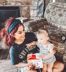 Contact chelsea houska on messenger. Chelsea Houska Confirms Pregnancy 4 With Unique Instagram Post