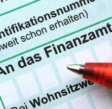 Ob überhaupt eine namensänderung bei der airline möglich ist kommt auf das ticket an. Muss Man Nach Der Hochzeit Sofort Den Ausweis Erneuern Die Checkliste Fur Die Ehe Welt