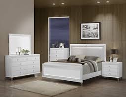 Shop allmodern for modern and contemporary modern dressers + chests to match your style and the dresser is beautiful and a lot lighter than i expected once put together. Modern Est King Size 4p Bedroom Set Metallic White Bed Mirror Dresser Nightstand Ebay