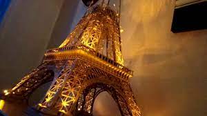 La tour eiffel porte le nom de l'ingénieur gustave eiffel. Je Construis La Tour Eiffel Youtube