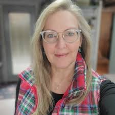 Thanks to Nashville Post for showcasing our great Lipstick Economy fifth  anniversary party. 65 podcasts and still going. Melinda Hudgins Noblitt,  CMD and I were able to celebrate during the last… |